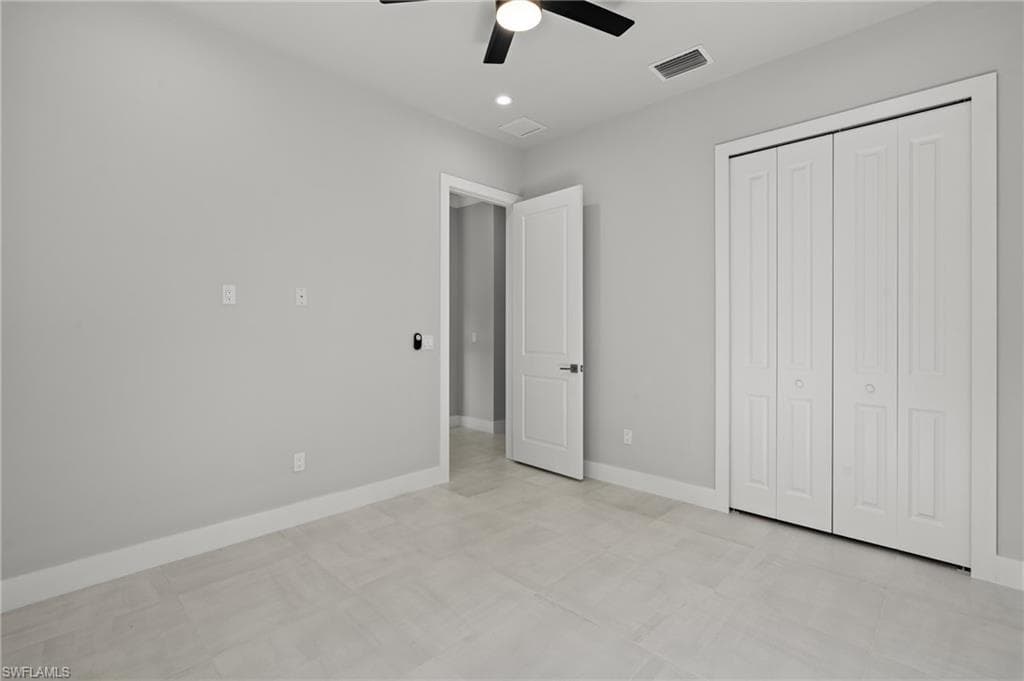 70 33rd Ave NW, Naples, FL 34120-44