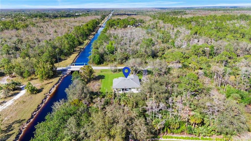70 33rd Ave NW, Naples, FL 34120-51
