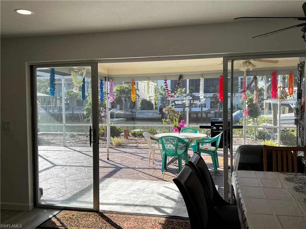 176 Heron Ave, Naples, FL 34108-15