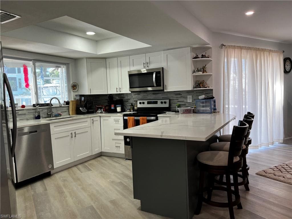 176 Heron Ave, Naples, FL 34108-19