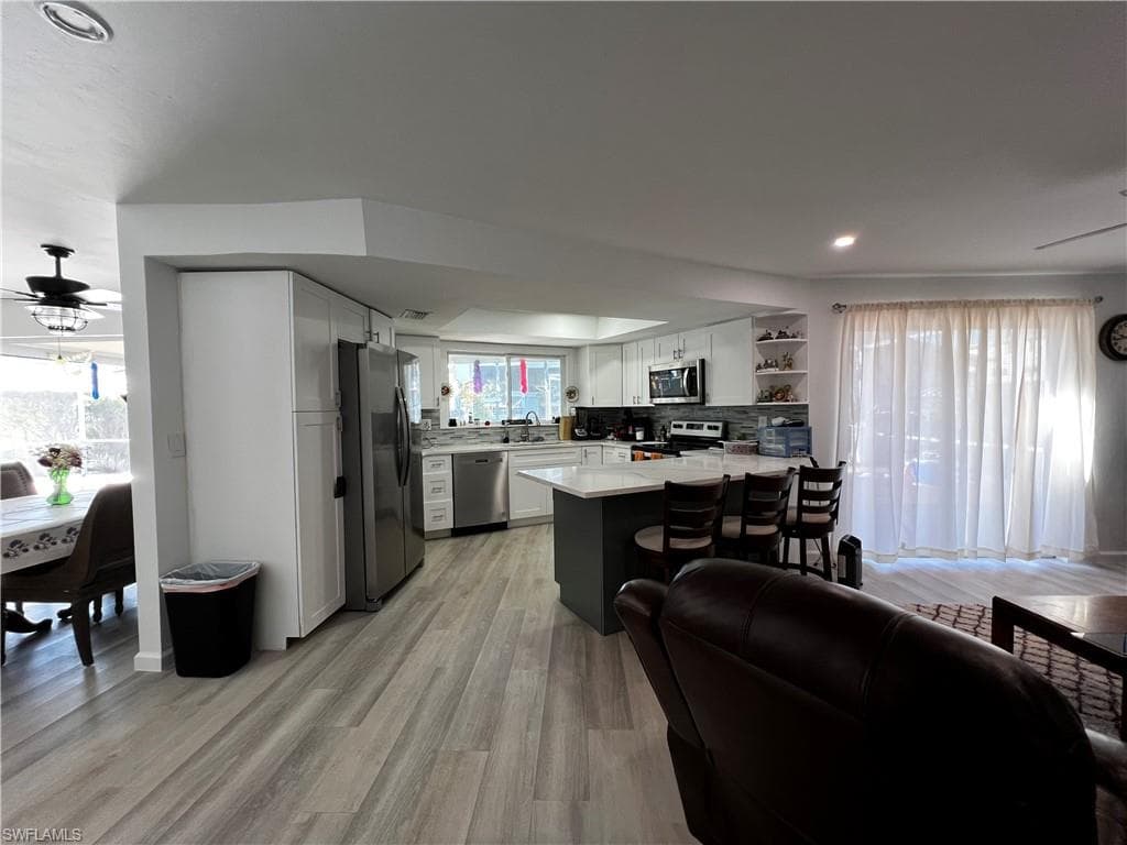 176 Heron Ave, Naples, FL 34108-29