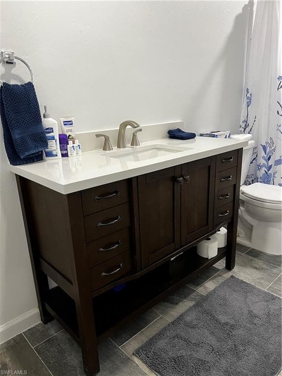 176 Heron Ave, Naples, FL 34108-44