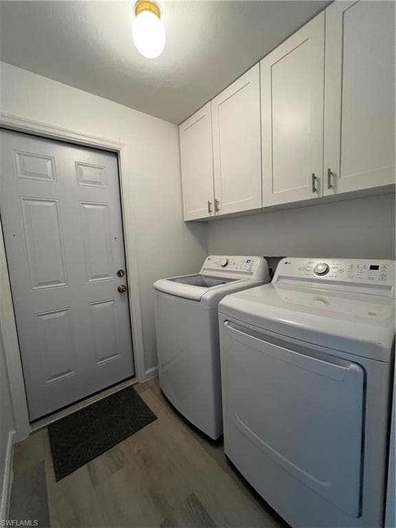 176 Heron Ave, Naples, FL 34108-47