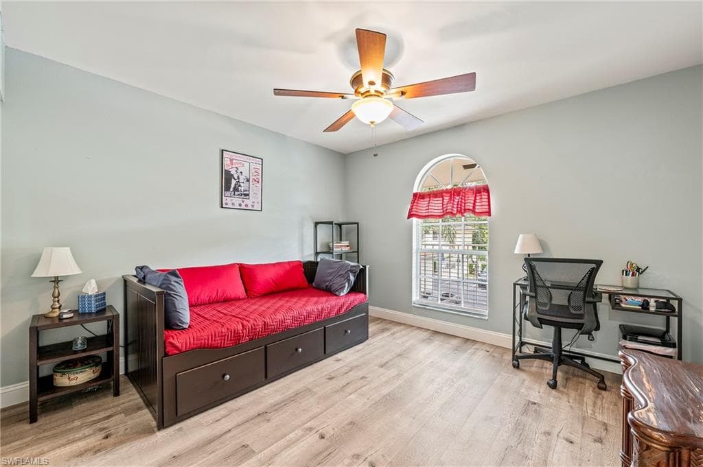 648 Mardel Ct 708, Naples, FL 34104-10