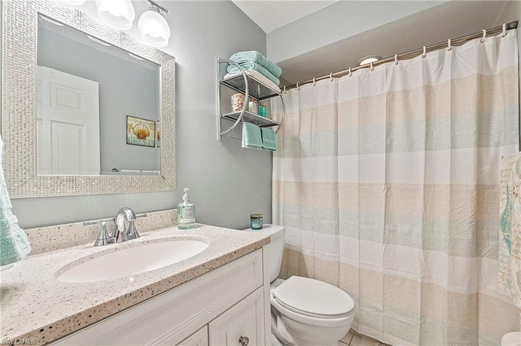 648 Mardel Ct 708, Naples, FL 34104-11