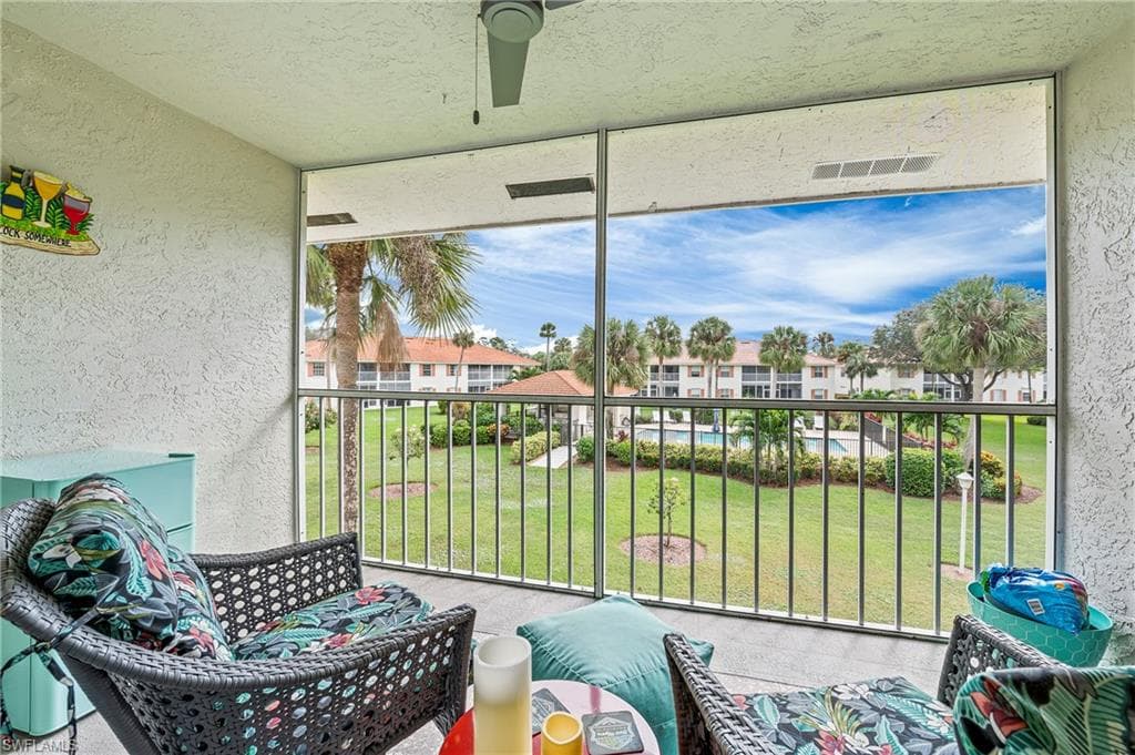648 Mardel Ct 708, Naples, FL 34104-13