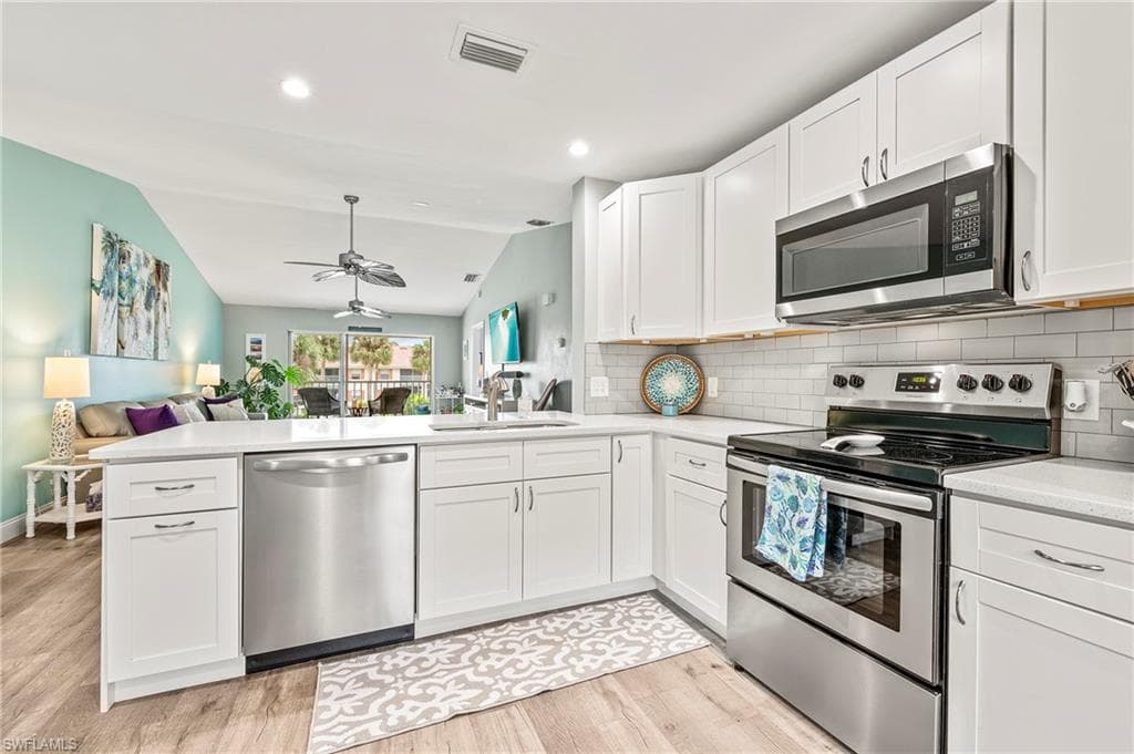 648 Mardel Ct 708, Naples, FL 34104-1