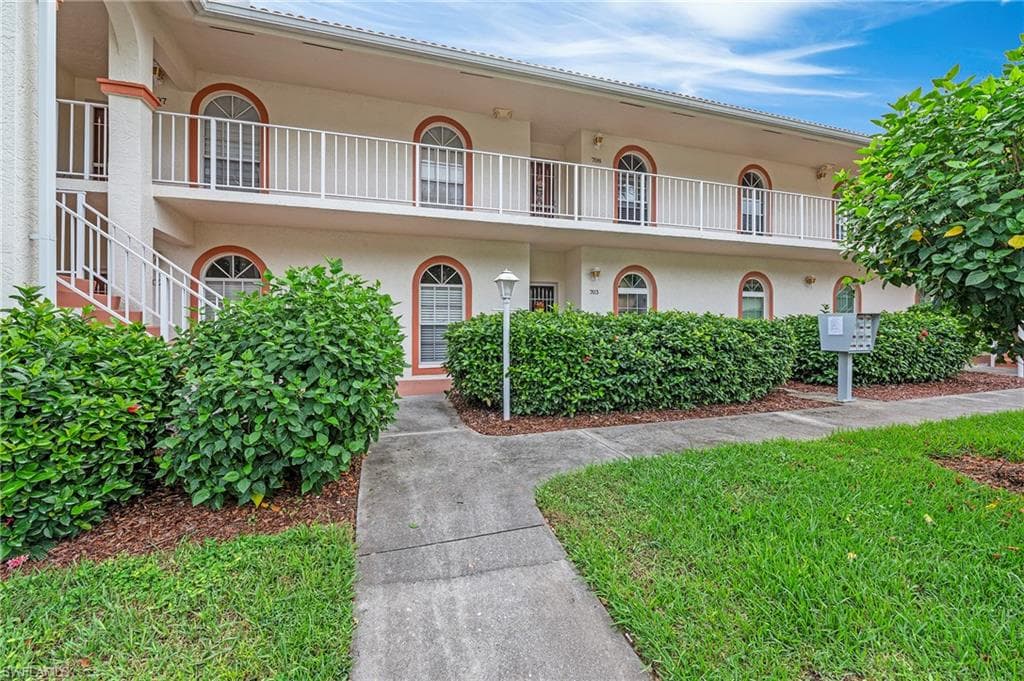 648 Mardel Ct 708, Naples, FL 34104-19