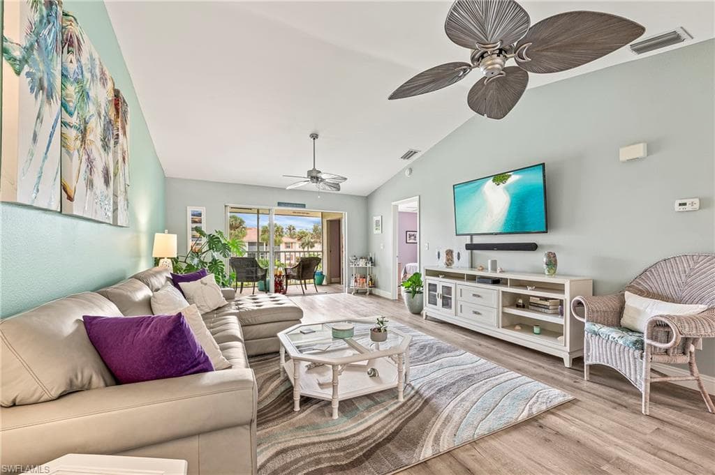648 Mardel Ct 708, Naples, FL 34104-5