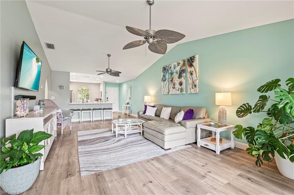 648 Mardel Ct 708, Naples, FL 34104-6