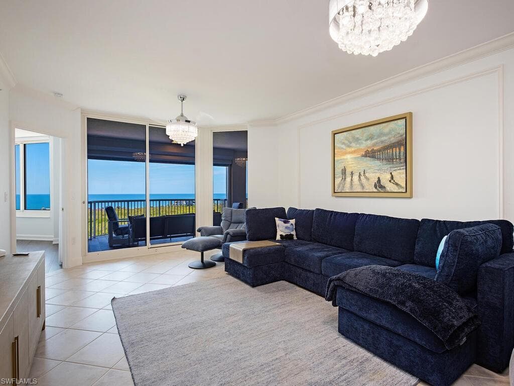 7117 Pelican Bay Blvd 1106, Naples, FL 34108-10