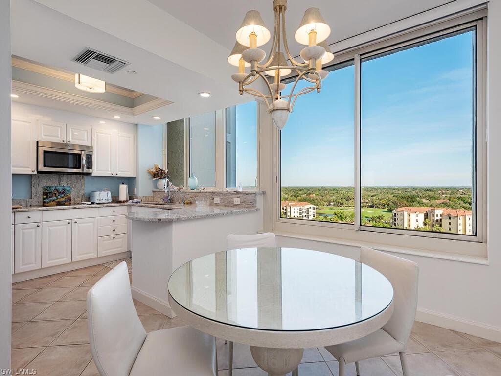 7117 Pelican Bay Blvd 1106, Naples, FL 34108-6