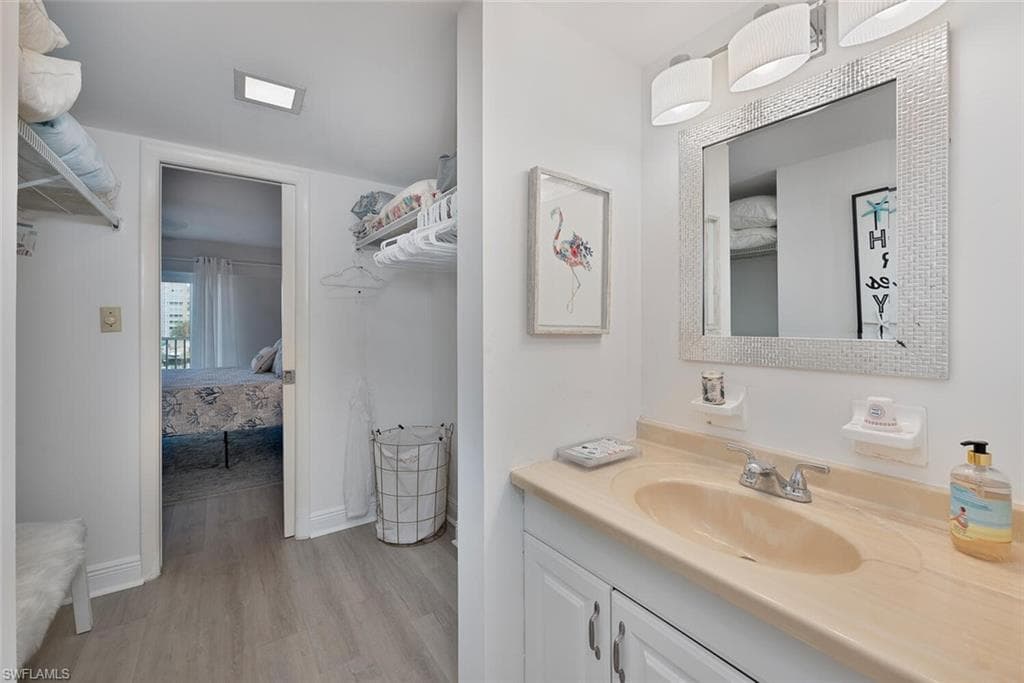 1 Bluebill Ave 401, Naples, FL 34108-9