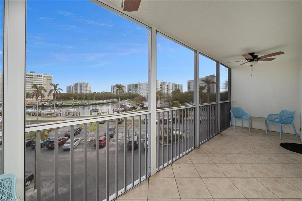 1 Bluebill Ave 401, Naples, FL 34108-11