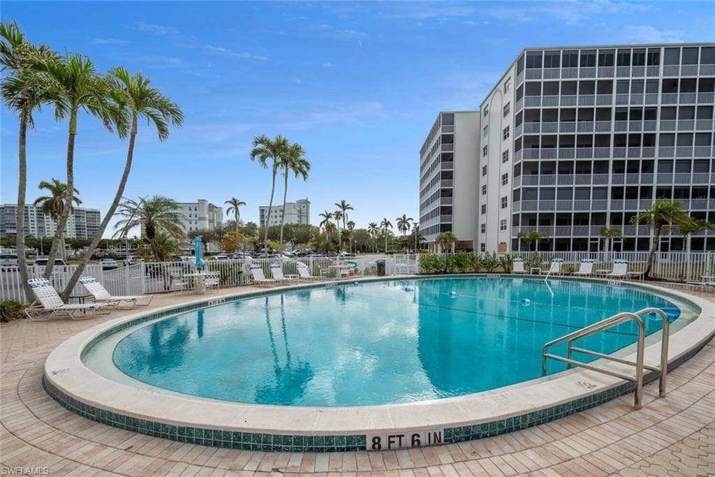1 Bluebill Ave 401, Naples, FL 34108-13