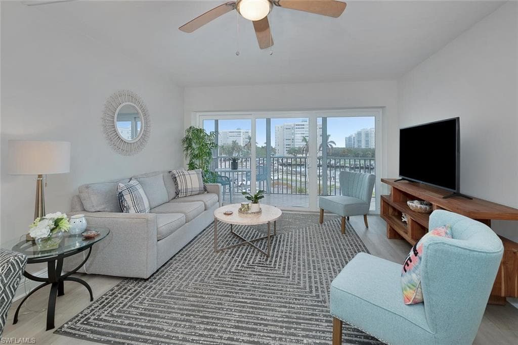 1 Bluebill Ave 401, Naples, FL 34108-2