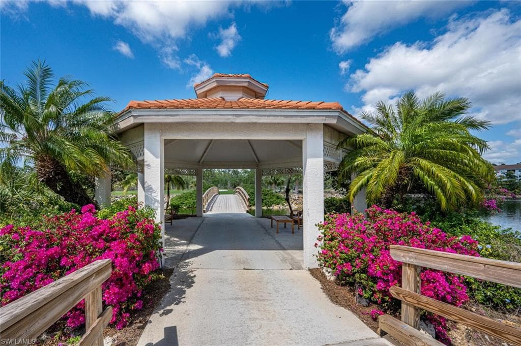 7625 Arbor Lakes Ct 315, Naples, FL 34112-37