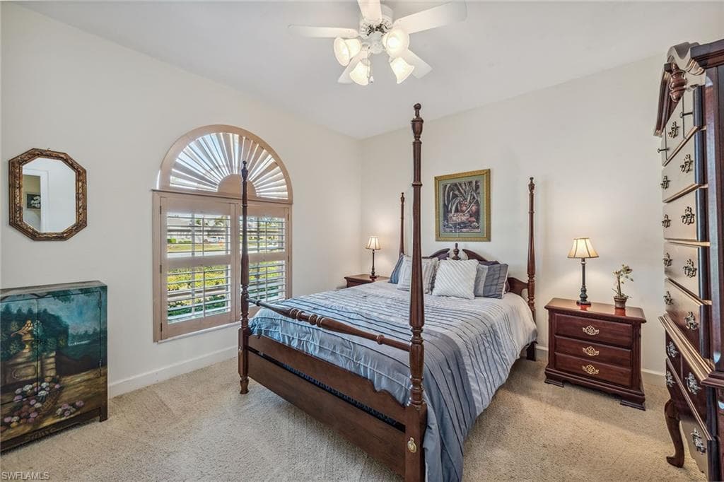 800 Arcadia Ct, Marco Island, FL 34145-25