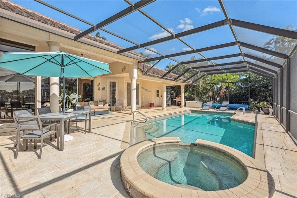 800 Arcadia Ct, Marco Island, FL 34145-38