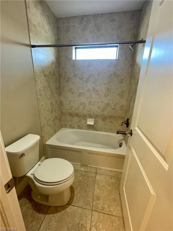 1351 Kendari Ter, Naples, FL 34113-11
