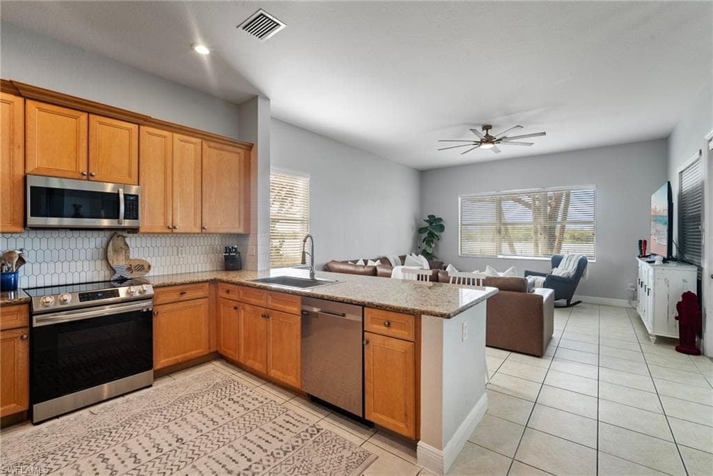 2007 Jacklin Ct, Naples, FL 34120-7