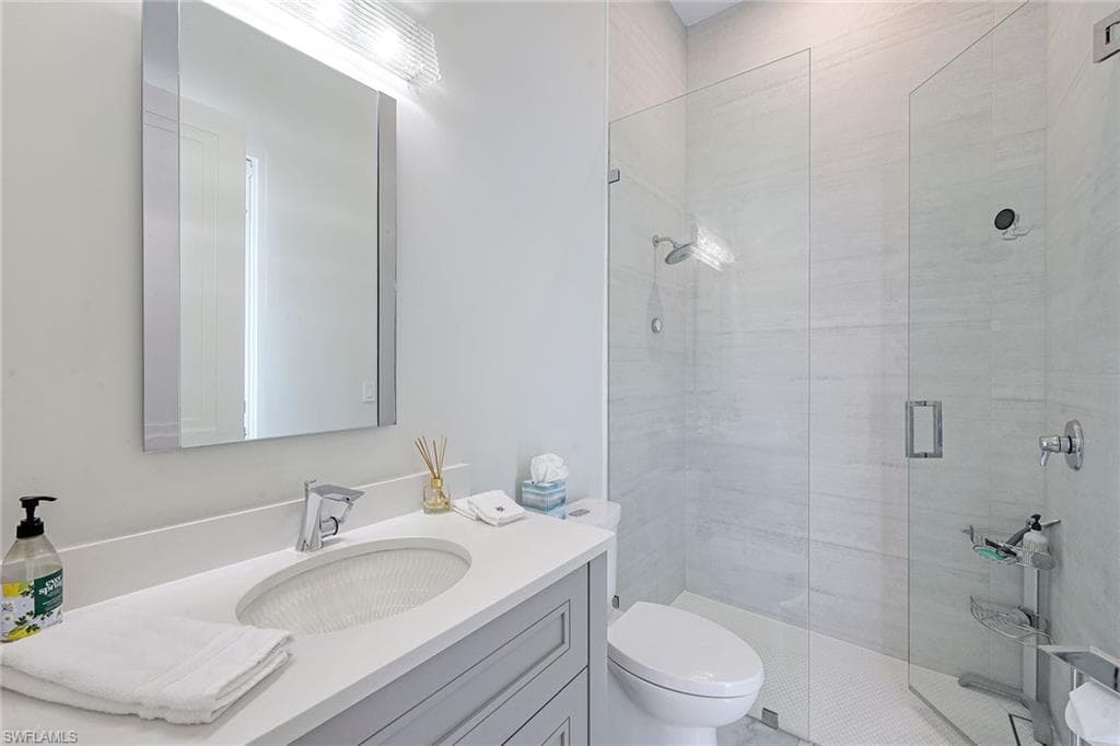 720 Orchid Dr, Naples, FL 34102-22