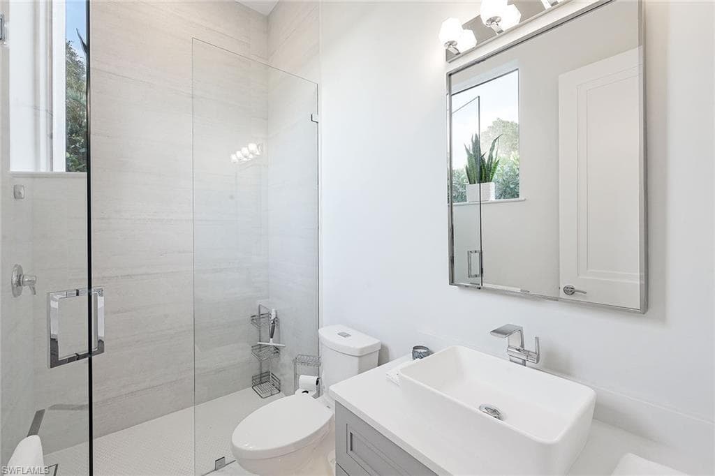 720 Orchid Dr, Naples, FL 34102-24