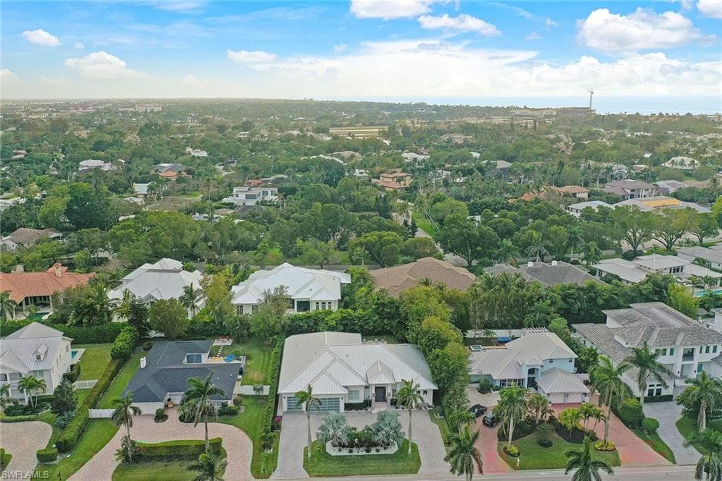 720 Orchid Dr, Naples, FL 34102-39