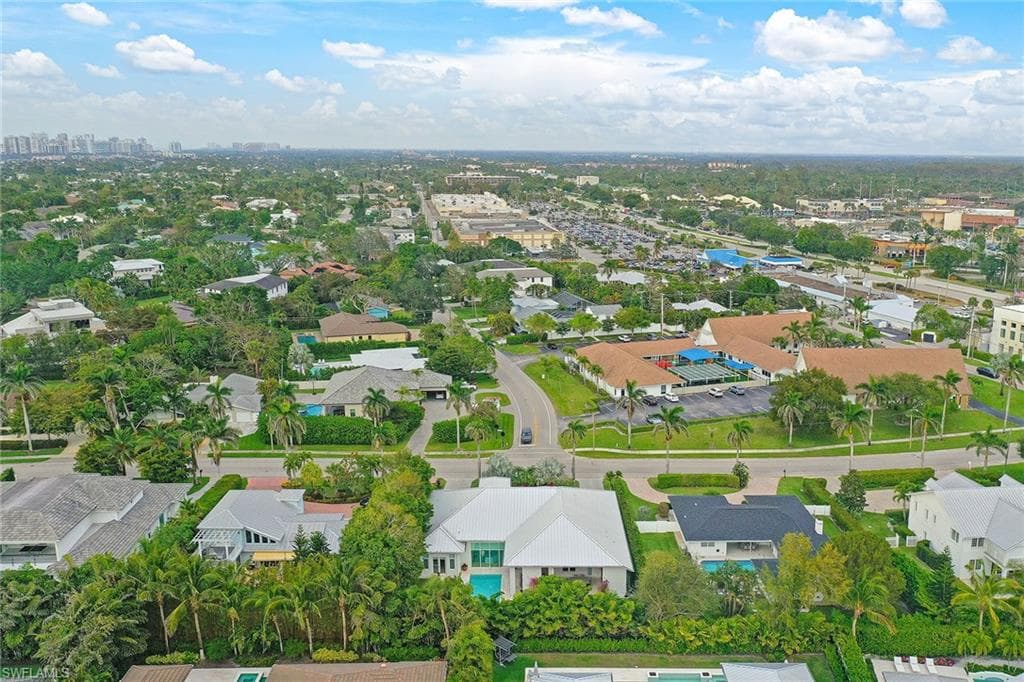 720 Orchid Dr, Naples, FL 34102-42