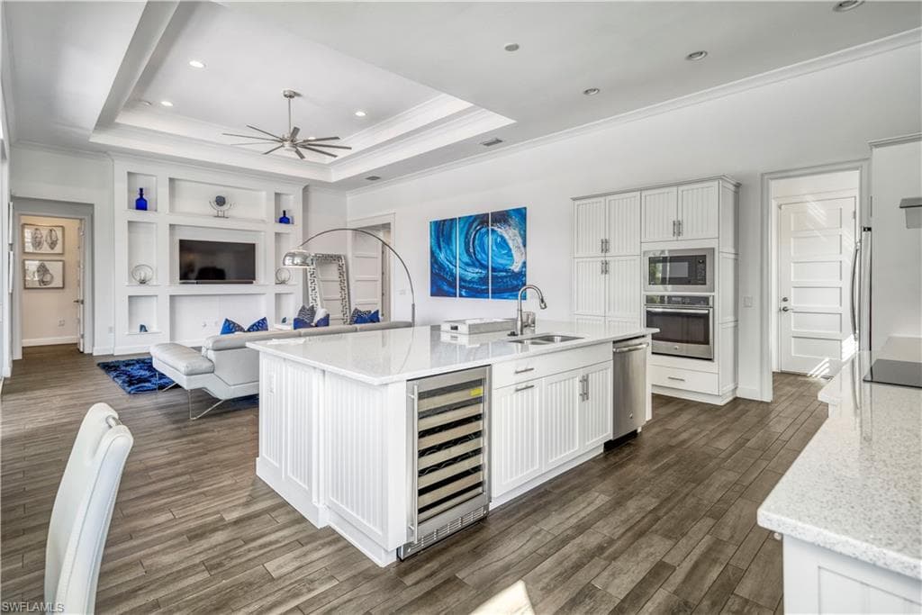 6399 Warwick Ave, Naples, FL 34113-9