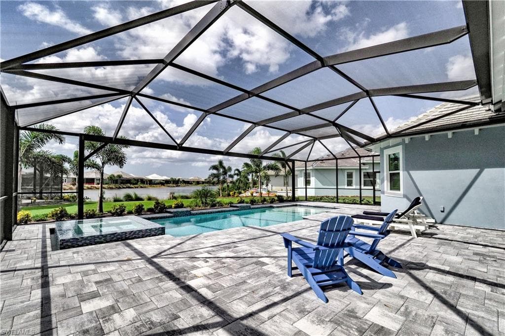 6399 Warwick Ave, Naples, FL 34113-16