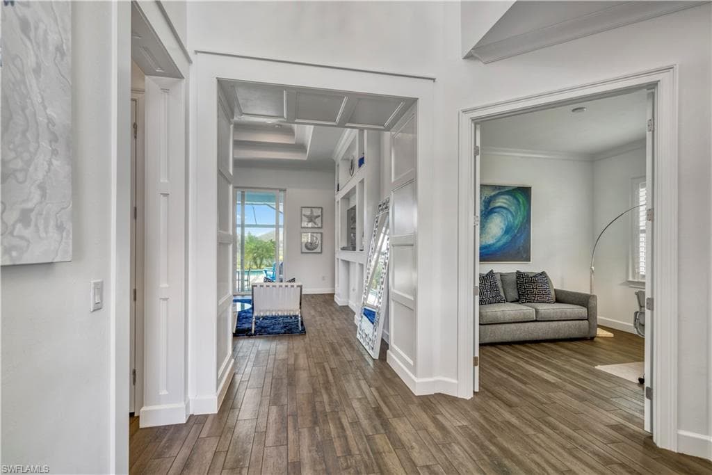 6399 Warwick Ave, Naples, FL 34113-4