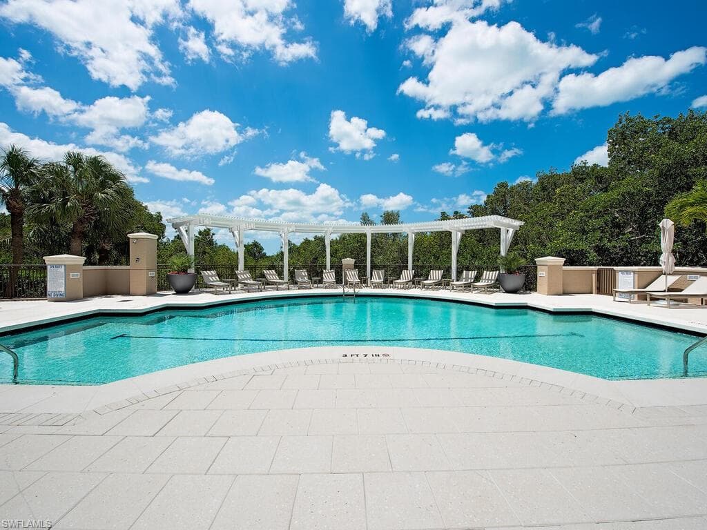 8960 Bay Colony Dr 1502, Naples, FL 34108-24