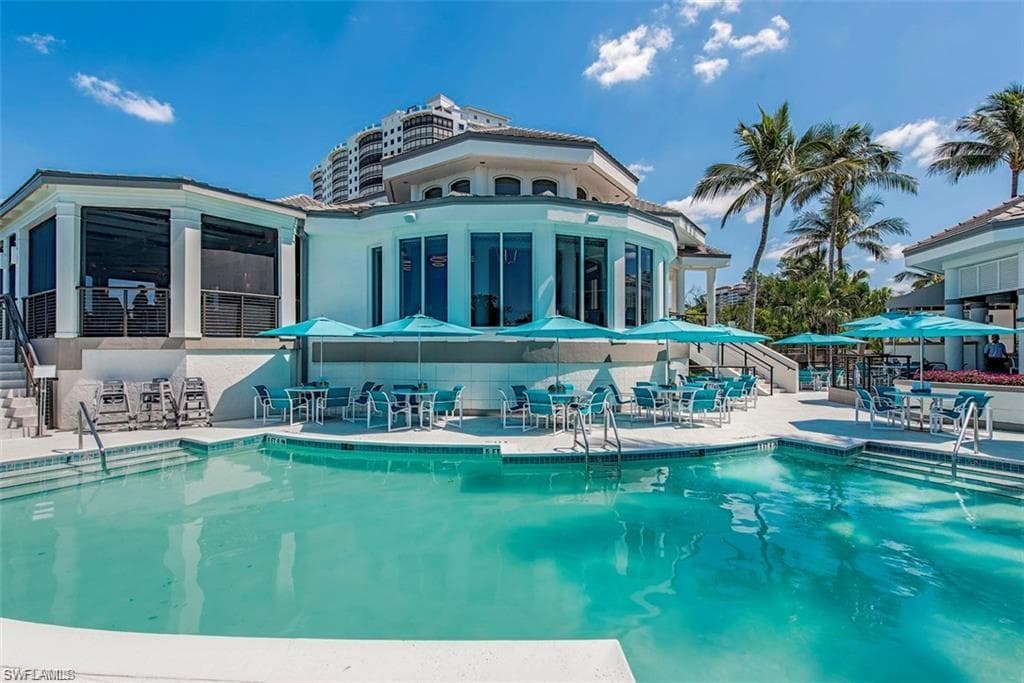 8960 Bay Colony Dr 1502, Naples, FL 34108-29
