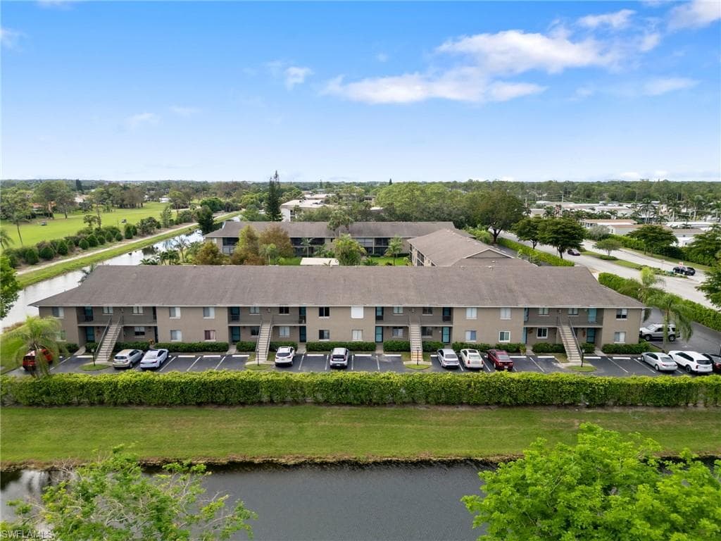 5697 Rattlesnake Hammock Rd 202c, Naples, FL 34113-40