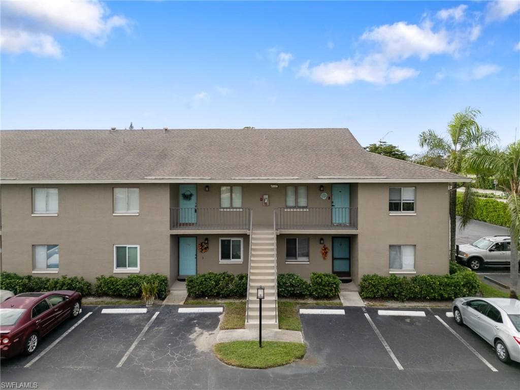 5697 Rattlesnake Hammock Rd 202c, Naples, FL 34113-46