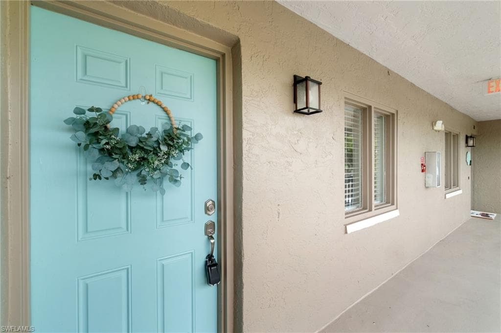 5697 Rattlesnake Hammock Rd 202c, Naples, FL 34113-5