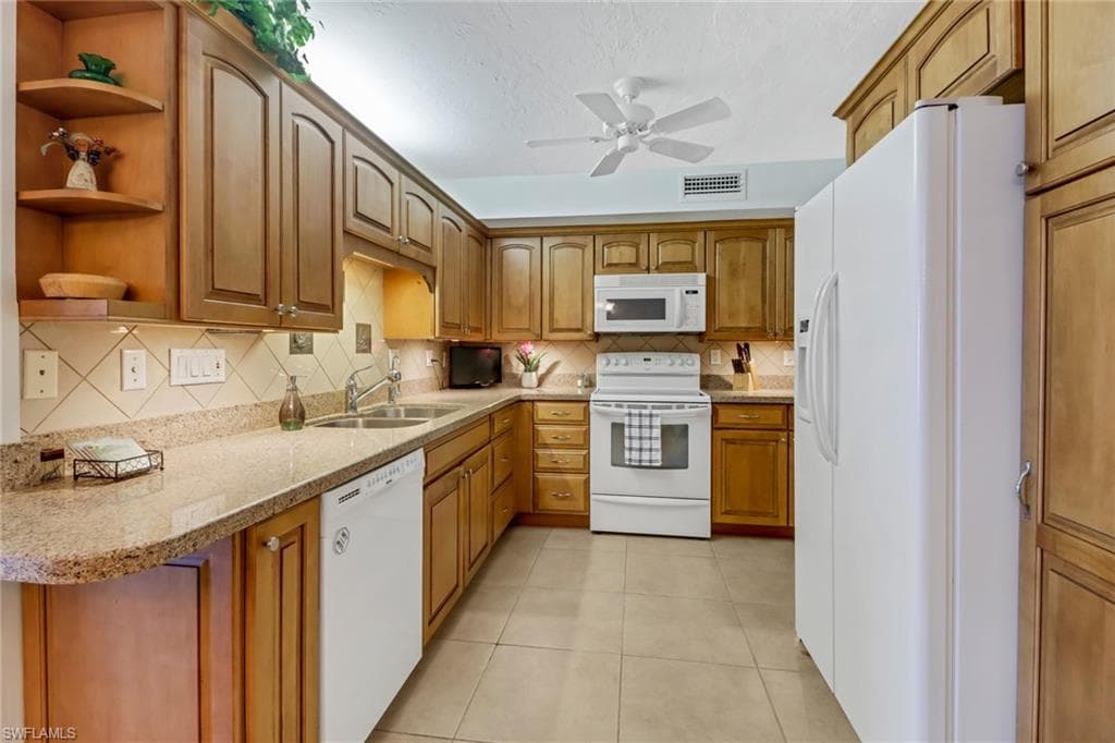 1977 Gulf Shore Blvd N 503, Naples, FL 34102-11