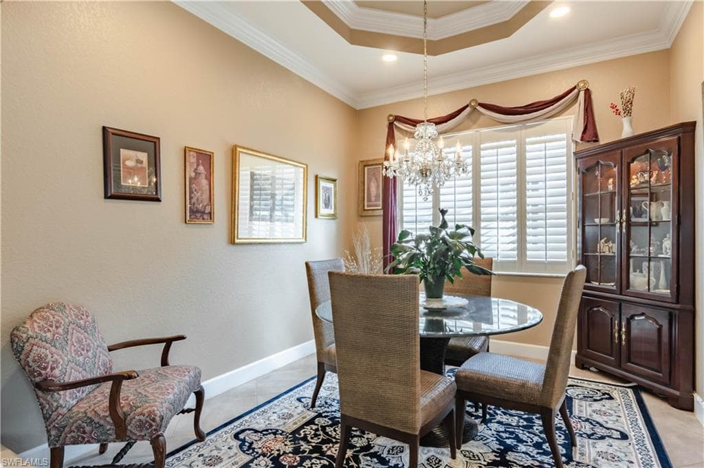 16144 Parque Ln, Naples, FL 34110-17