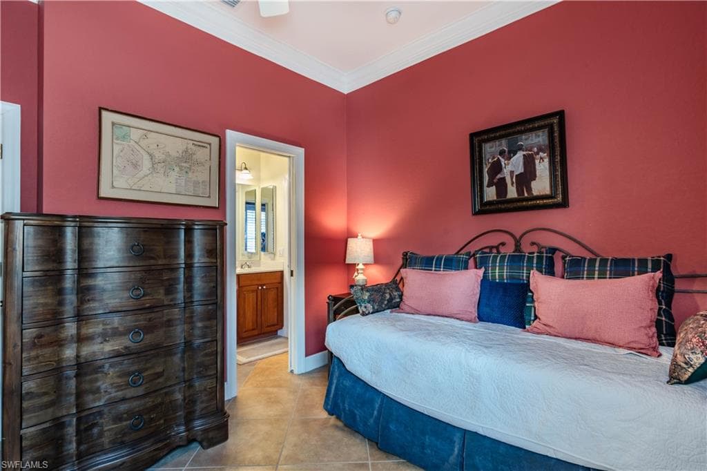 16144 Parque Ln, Naples, FL 34110-28
