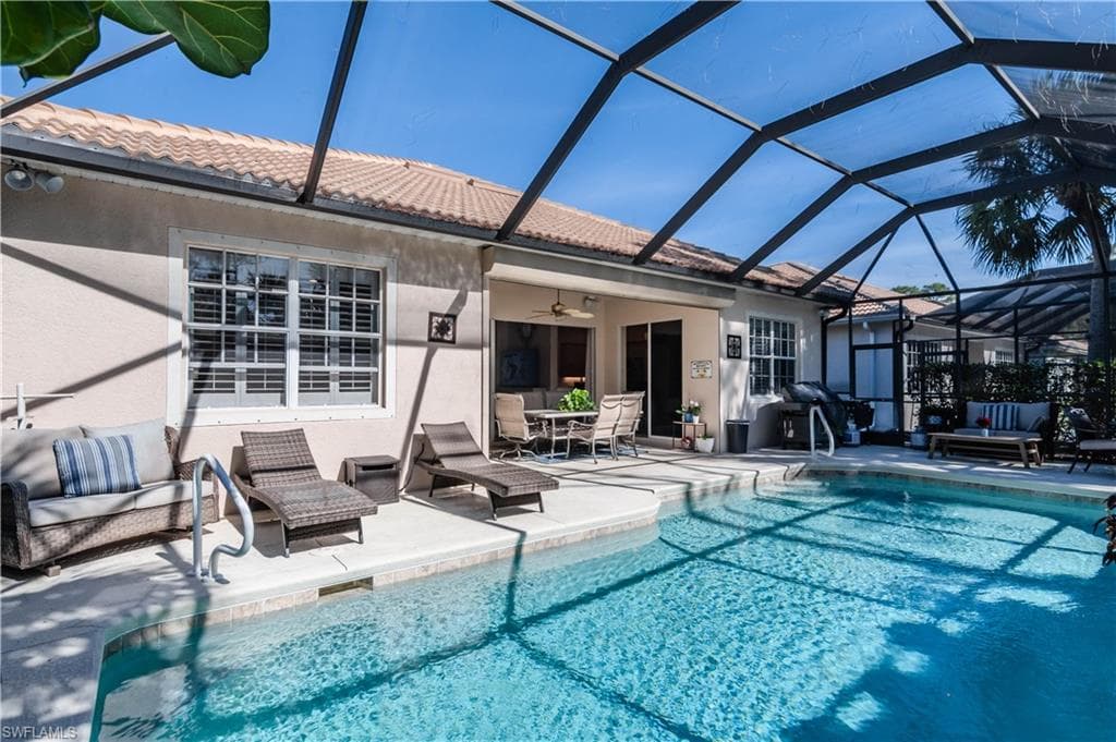 16144 Parque Ln, Naples, FL 34110-34