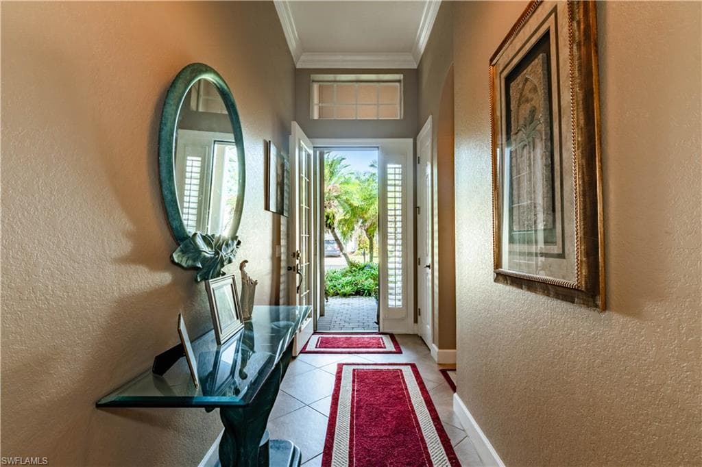 16144 Parque Ln, Naples, FL 34110-5
