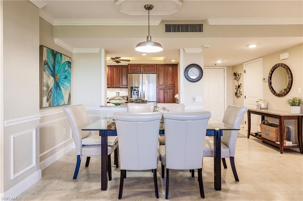 17 Bluebill Ave 1005, Naples, FL 34108-13
