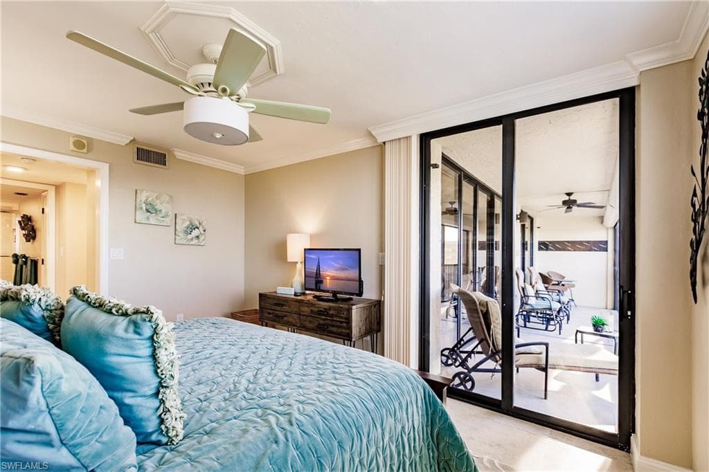 17 Bluebill Ave 1005, Naples, FL 34108-19