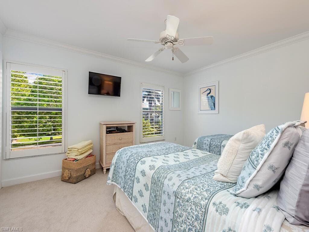 1020 6th St S 1020, Naples, FL 34102-10