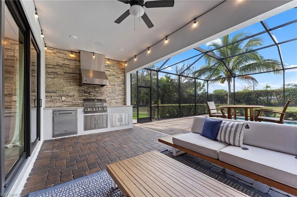 1811 Mustique St, Naples, FL 34120-17