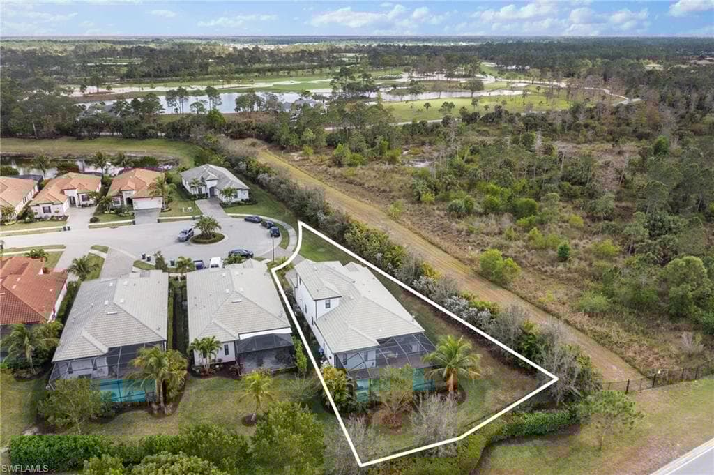 1811 Mustique St, Naples, FL 34120-43