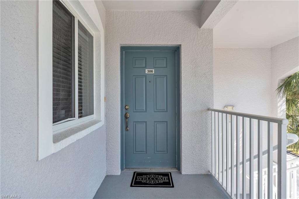 7835 Regal Heron Cir 306, Naples, FL 34104-21