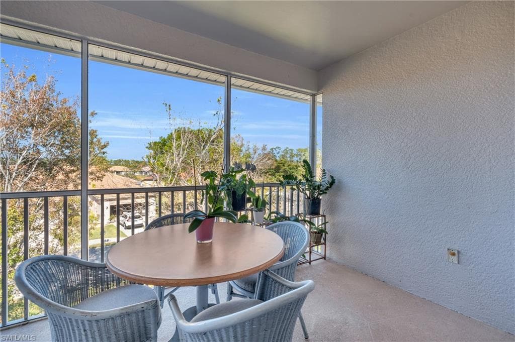 7835 Regal Heron Cir 306, Naples, FL 34104-24