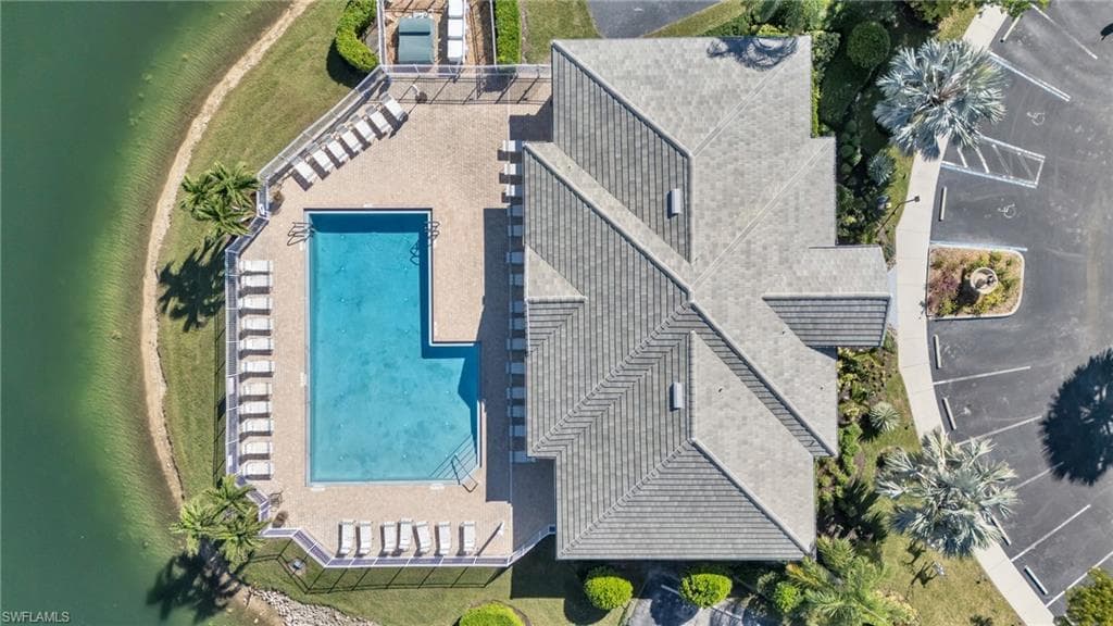 7835 Regal Heron Cir 306, Naples, FL 34104-26